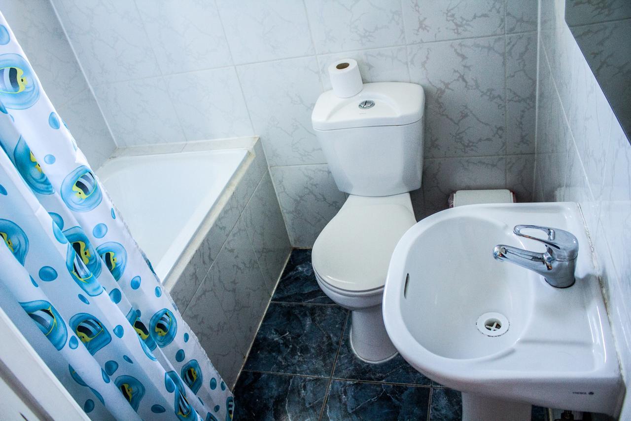 Hostal Chiloe Hostel Punta Arenas Eksteriør billede